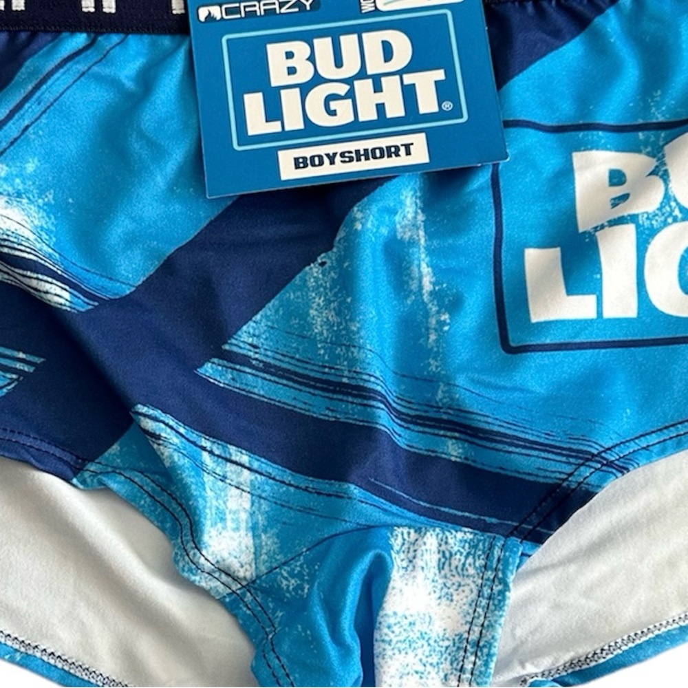 BOY SHORTS - Picture 8 of 13